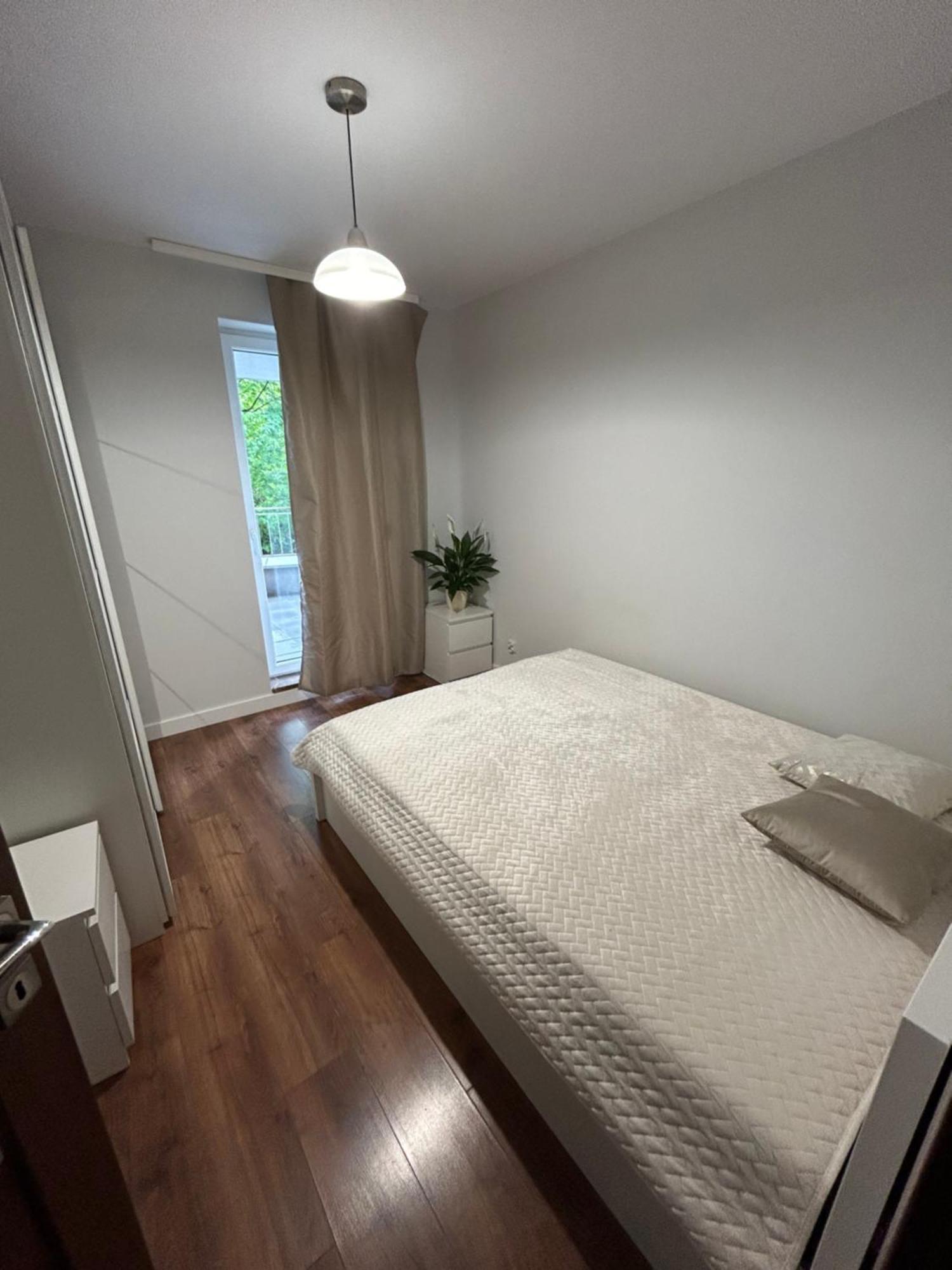 Center With Terrace Apartament
